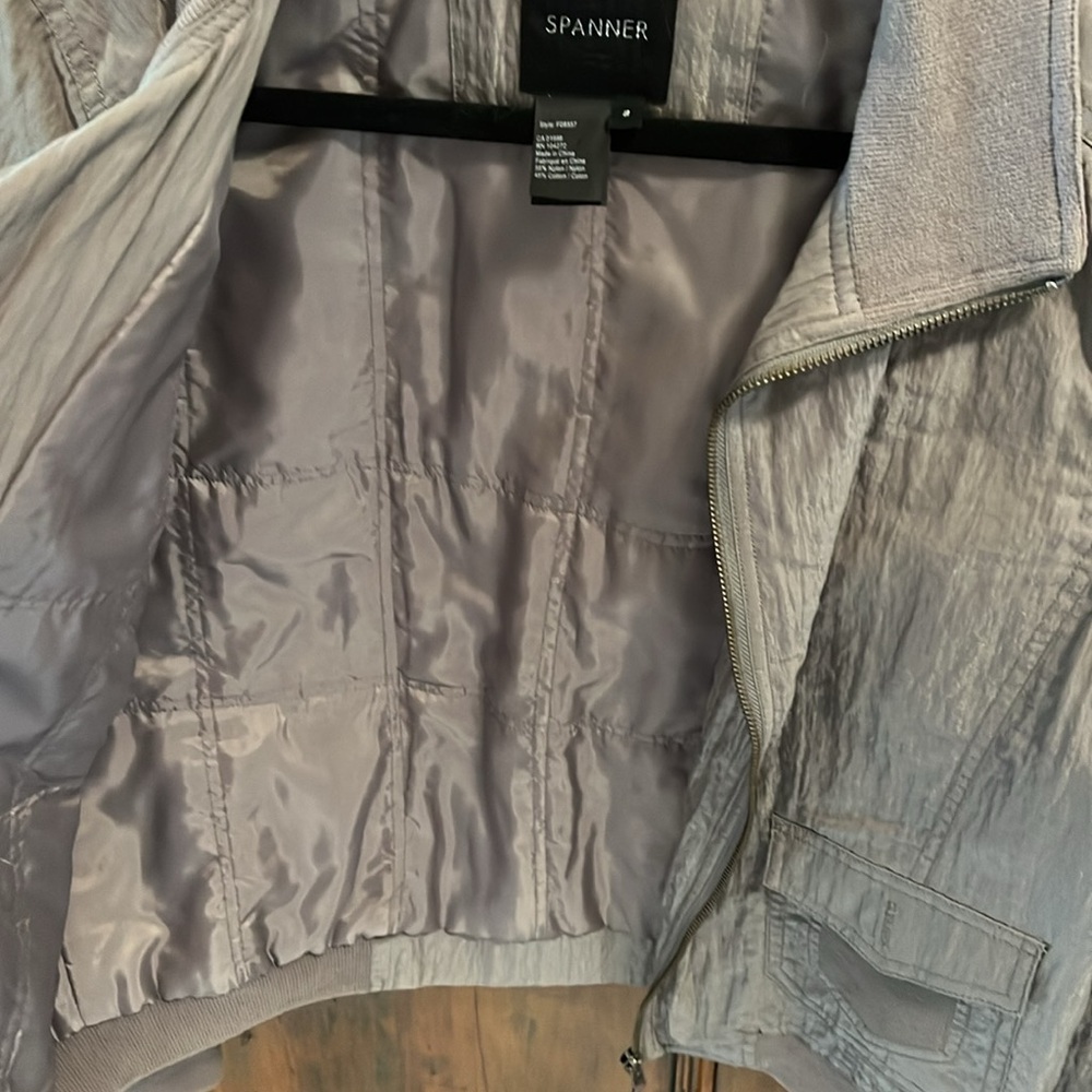 Beautiful Spring Jacket - Picture 7 of 7